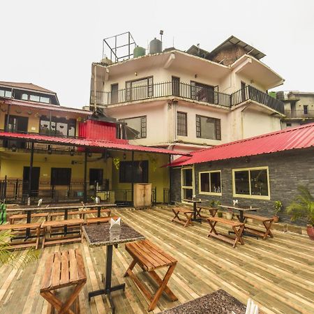 Oyo 7905 Holiday Inn Dalhousie Esterno foto